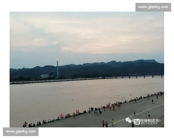 6300 公里追江记:一瓶江水,一部热播纪录片里的长江魂 6300 公里追江记:一瓶江水,一部热播纪录片里的长江魂